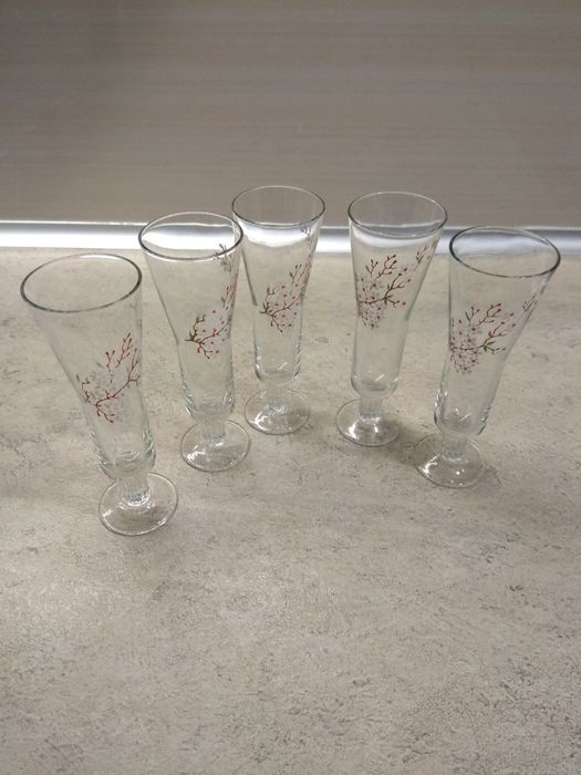 kieliszki szklane stare