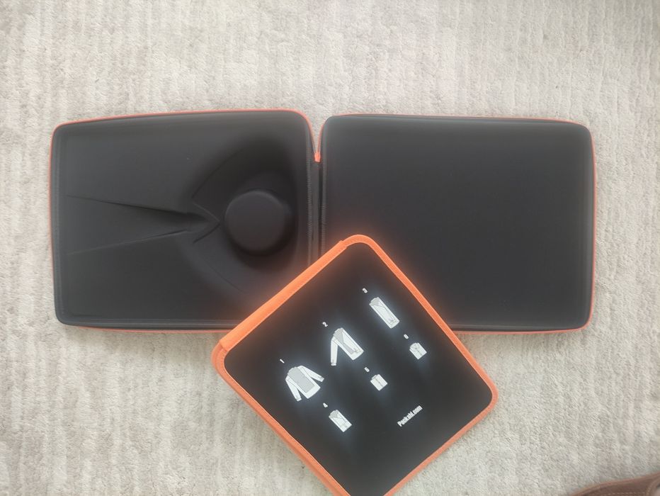 Podróżne etui na koszule , jak nowe , Packshi