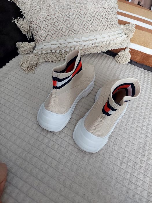 Tommy Hilfiger Tommy Jeans buty sportowe wsuwane adidasy roz 39