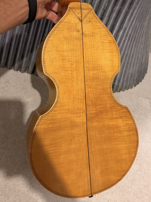 Viola da gamba para restauro