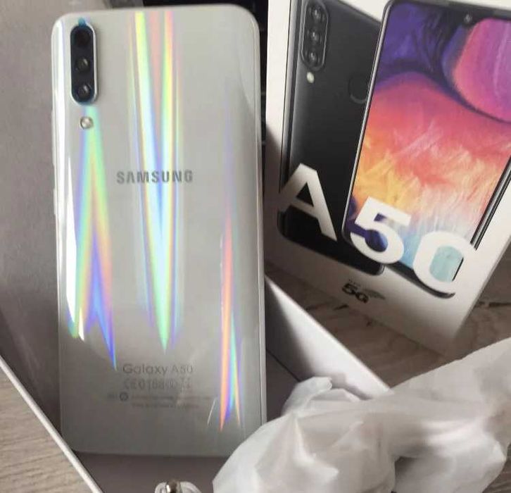 Samsung A50 128GB Білий