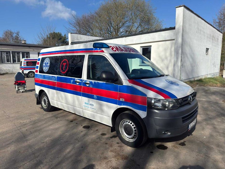 Автомобіль швидкої допомоги