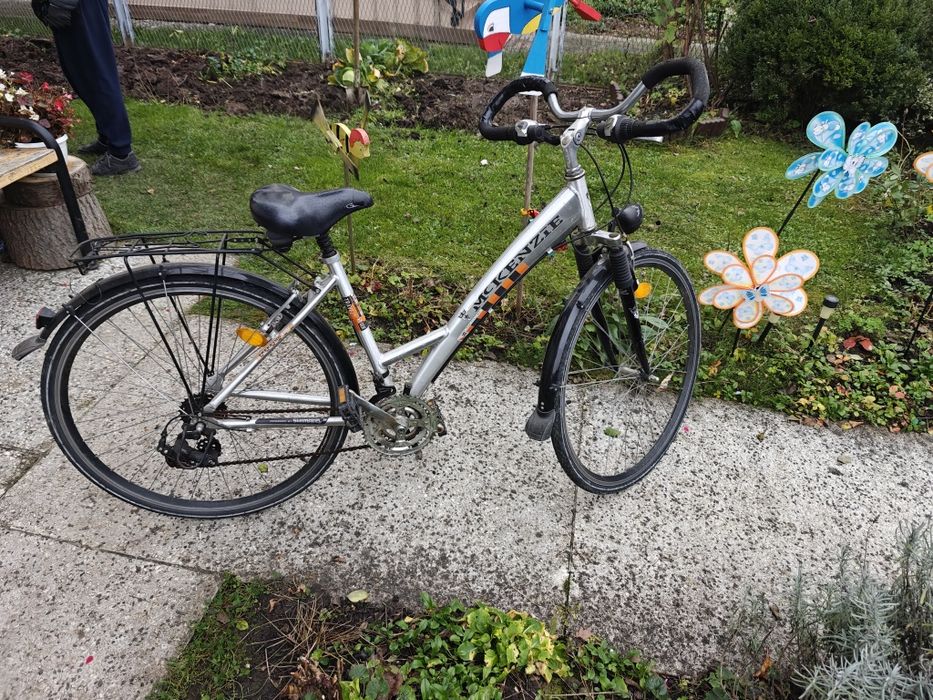 Rower damski lekki aluminiowa rama koła 28"