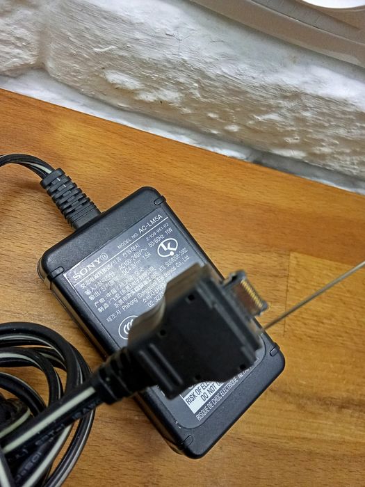 Зарядное для ноутбука БП 150 грн.