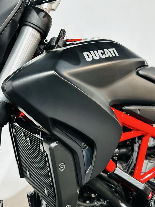 Ducati Hyperstrada 820 ABS мото з європи (8300$)