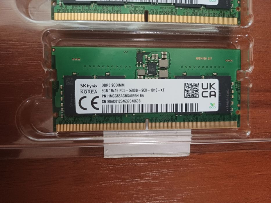 Оперативна пам'ять для ноутбука Hynix DDR5 8GB 5600MHz SO-DIMM 1Rx16 PC5-5600B (HMCG66AGBSA095N) ціна за пару