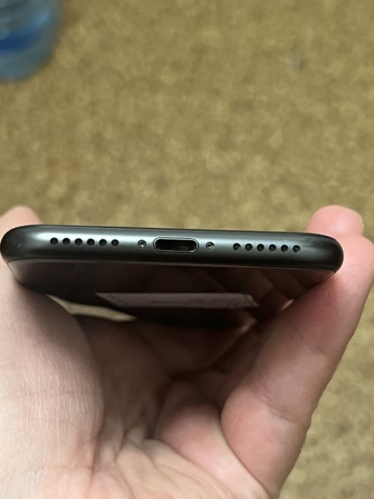 Телефон Iphone 8 bat82% 128gb