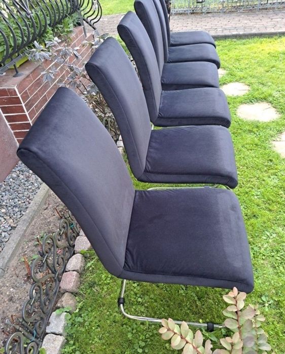 Krzesła plus gratis