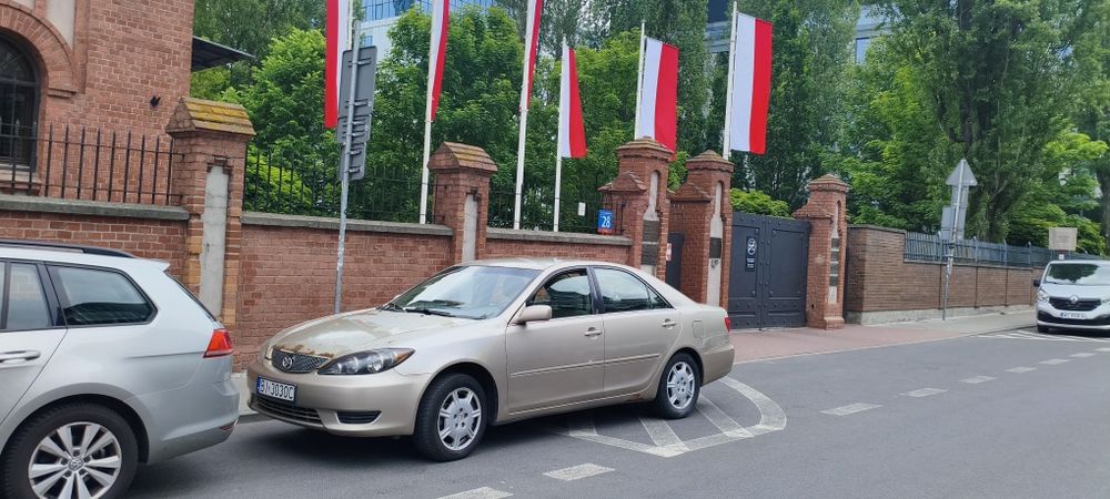 Toyota camry 2,4 LE 2005 16 V