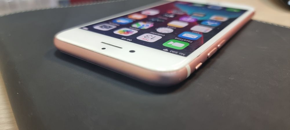 iPhone 7 32gb в гарному стані