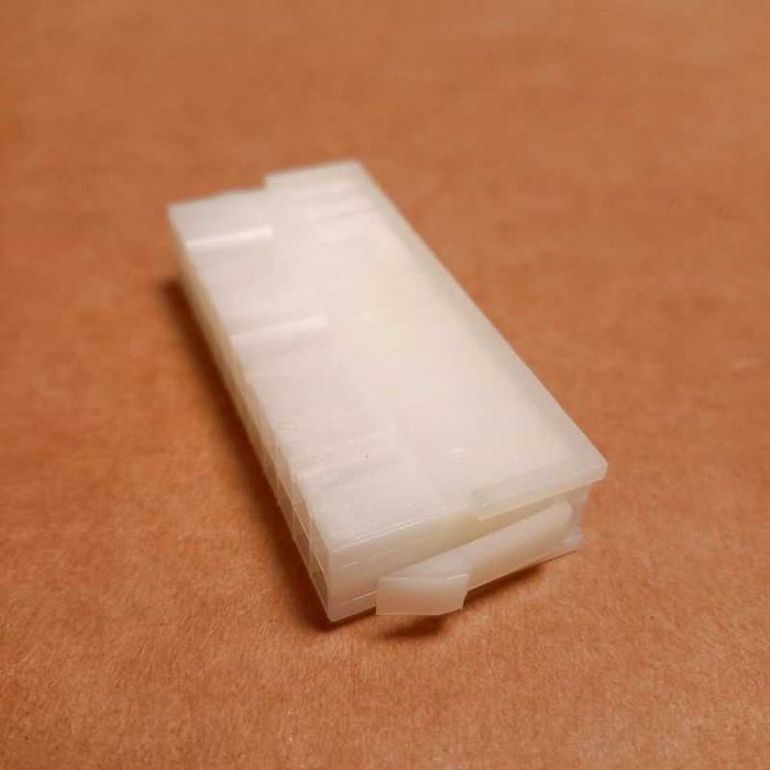 Gniazdo typu Mini-Fit 24-pin, żeńskie