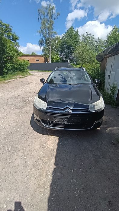 Автомобіль на повному ходу детальна інформація за телефоном