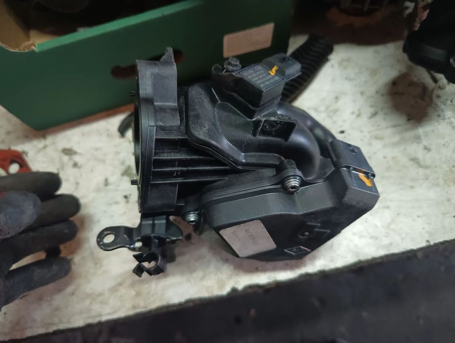 PRZEPUSTNICA VIVARO TRAFIC 1.6 DCI A2C53350932