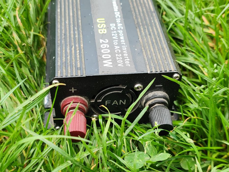Продам iнвертер 2600w