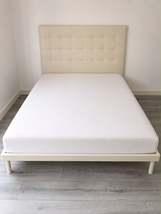 Cama grande pouco uso