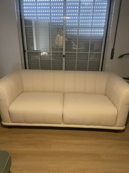 Sofá Ikea bege novo de 2 lugares