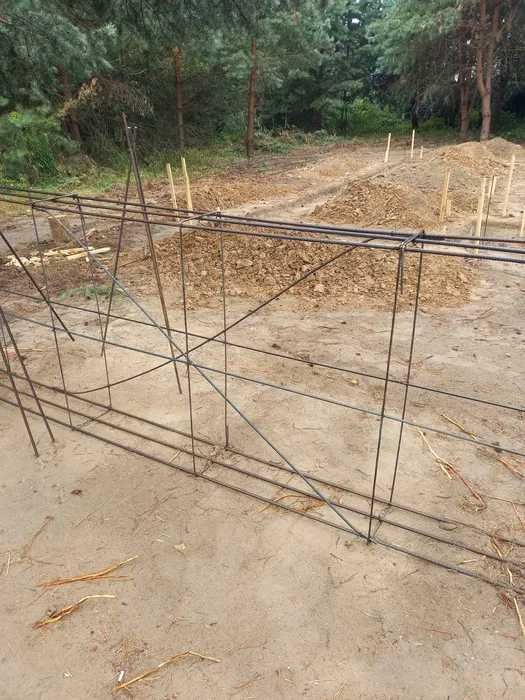 Вітаю. Продам Будинок, поруч ліс, ділянка 8 соток. Від забудовника.