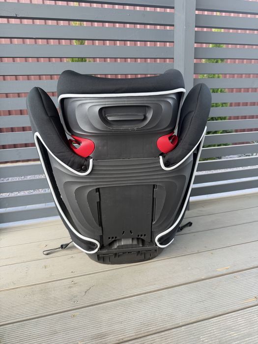 Cybex Solution B-Fix автокрісло