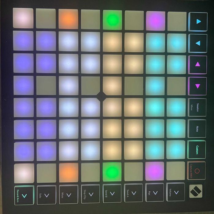 Novation Launchpad X - Controlador de Midi para Ableton Live e DAW