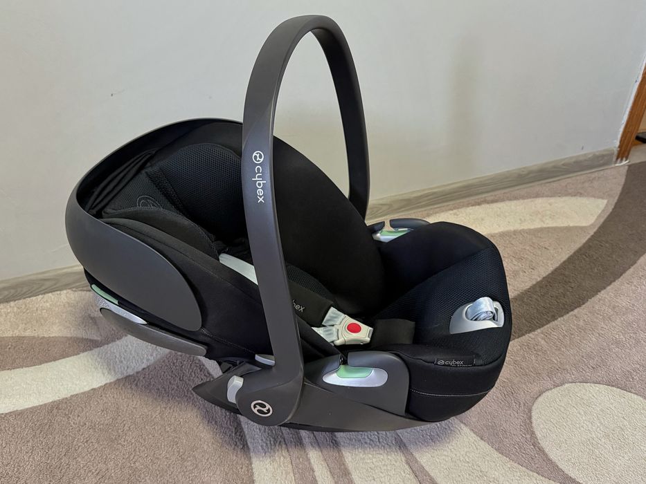 Автокрісло Cloud T i-Size – Cybex Platinum