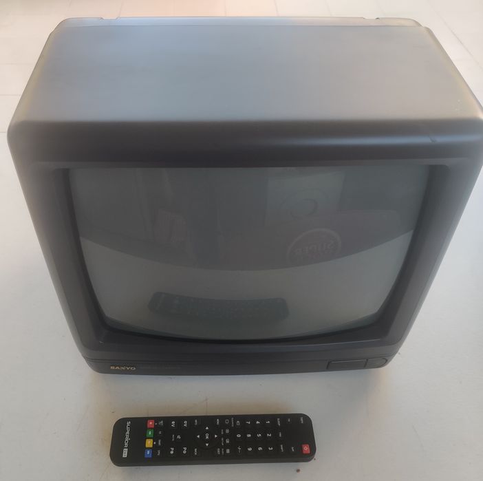 Televisão Sanyo CEP3037PG-01