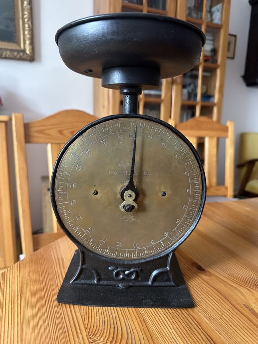 Waga vintage zabytek