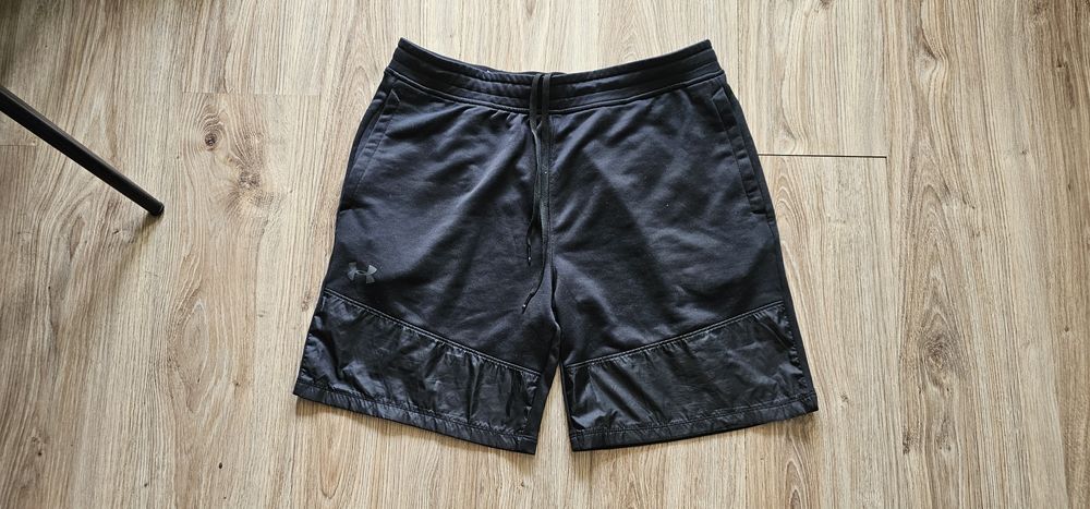 Under Armour szorty męskie rozmiar XL używane wymiary na zdjęciach