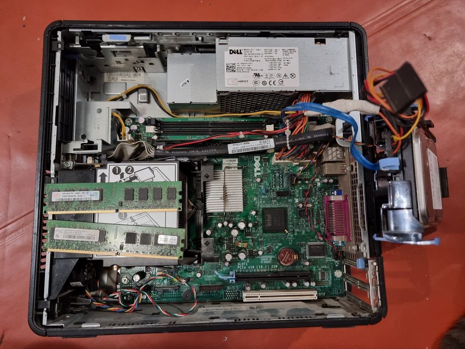 Системный блок Dell.