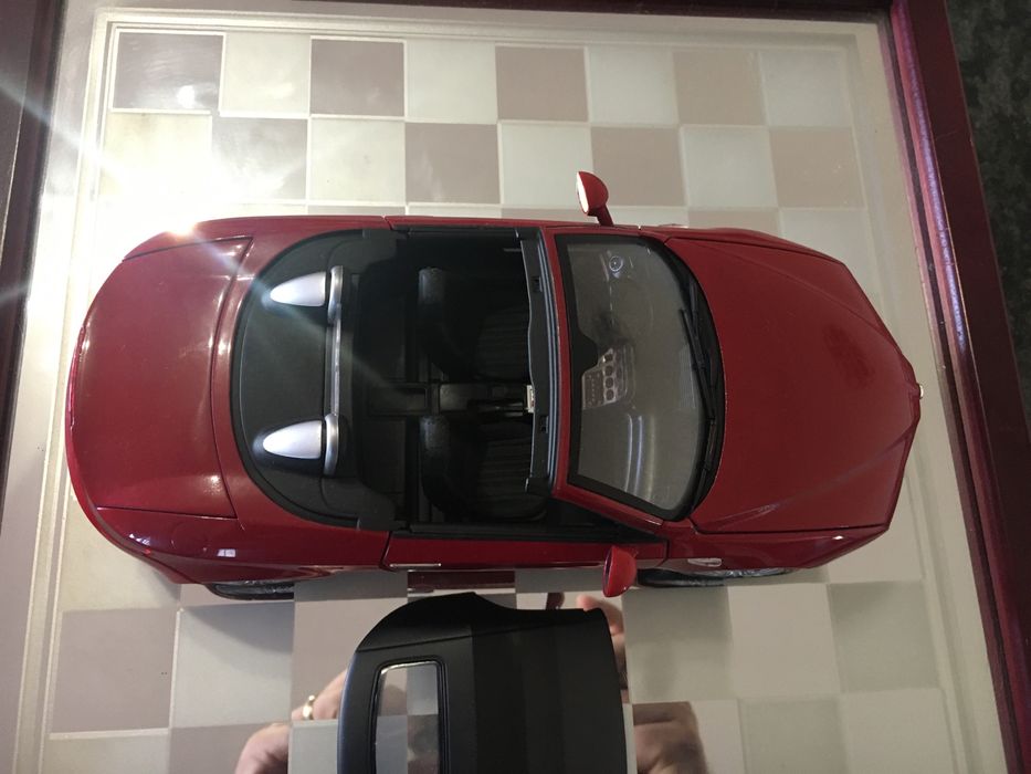 Miniatura Alfa Romeo Spider 1/18 Norev