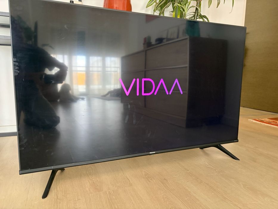 TV Hisense 50” Smart TV 4K UHD (VIDAA) – Excelente Estado