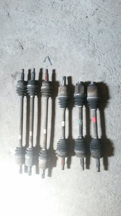 Полуось передняя левая Hyundai Tucson 2004-2012 Разборка