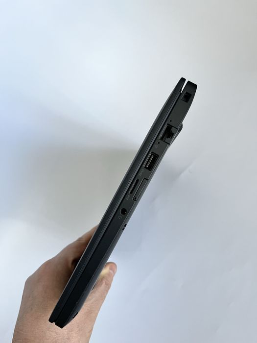 Dell latitude 7390 4g lte i7-8650u 16gb ram 13.3inch Full hd ips