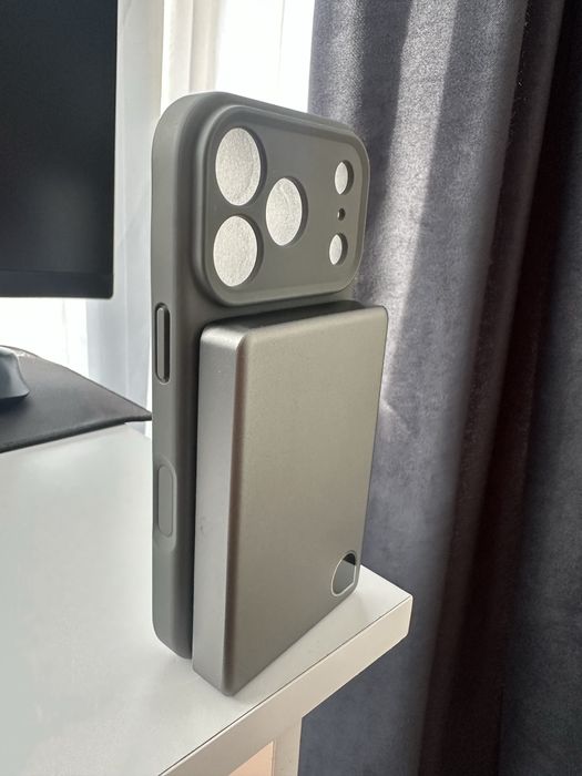Силіконовий чохол для Iphone 17 pro з Magsafe