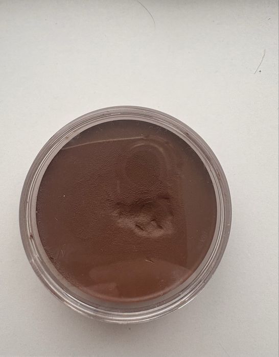 Anastasia Beverly Hills kremowy bronzer