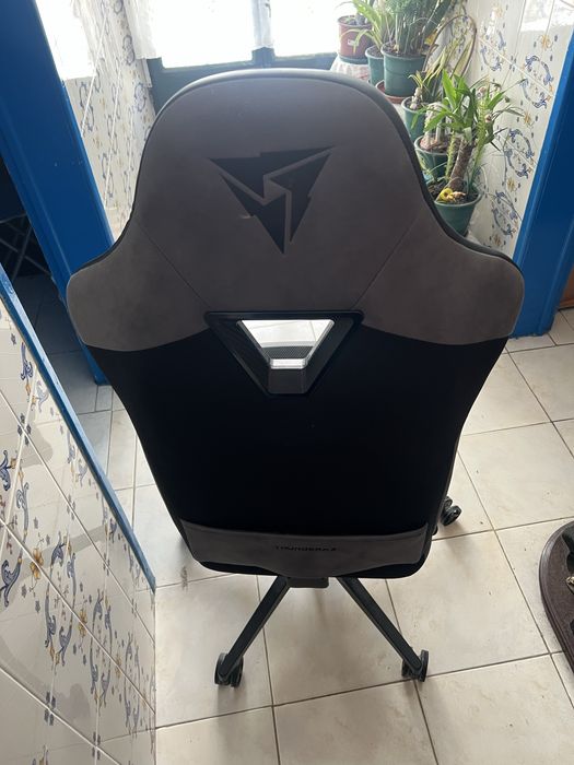 Cadeira Gaming ThunderX3 EAZE Mesh Preta