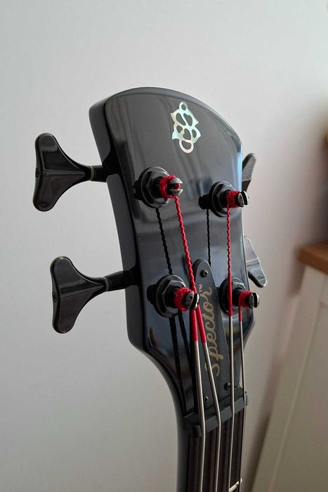 Gitara Basowa Spector Rex 4