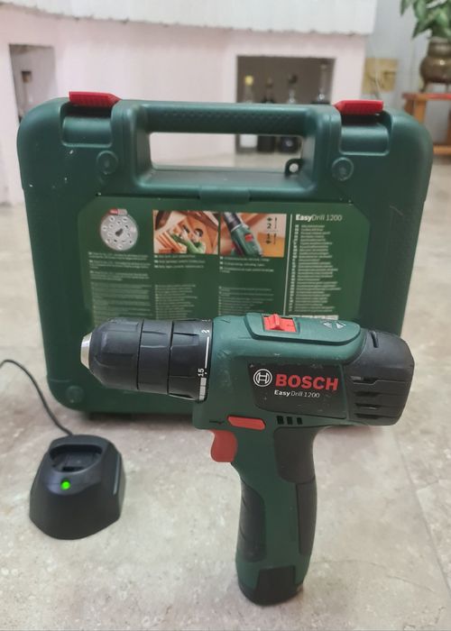 Bosch EasyDrill 1200 12V | Berbequim/Aparafusadora Sem Fios + Bateria + Carregador + Mala