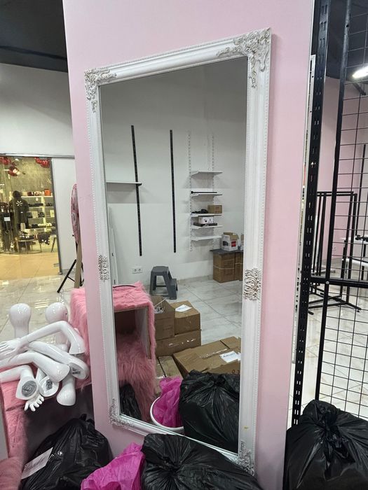 Продам торгове обладнання для магазину одягу