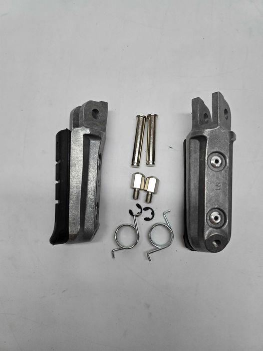 Podnóżki przód komplet HONDA CB 750 cb 900 HORNET Cb1000 CB1100 i inne