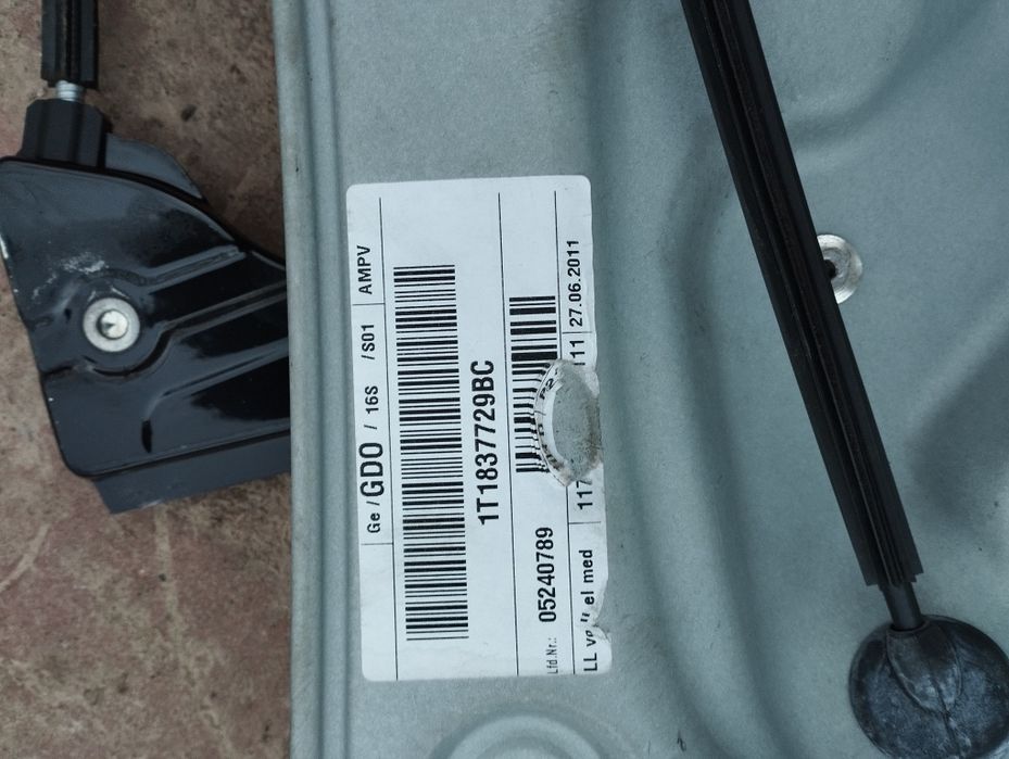 Volkswagen touran Фольксваген Туран скло підйомник, н