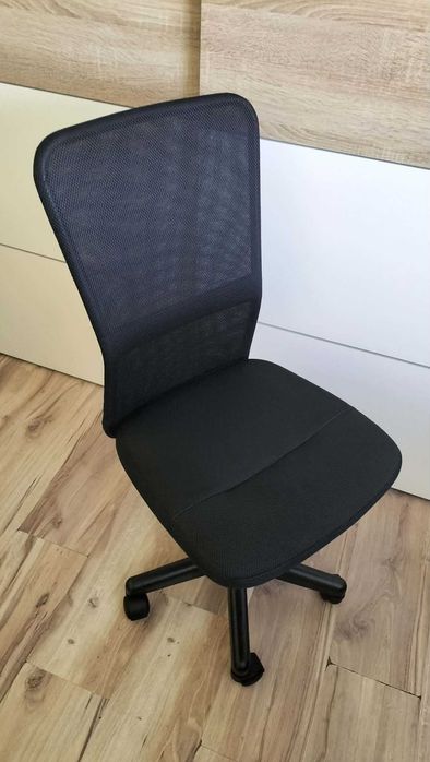 Krzesło biurowe obrotowe