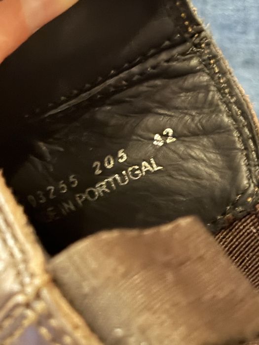 Челсі Boss, оригінал, 42. Bally,zegna,tods