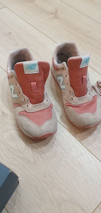 Buty rozmiar 35 new balance