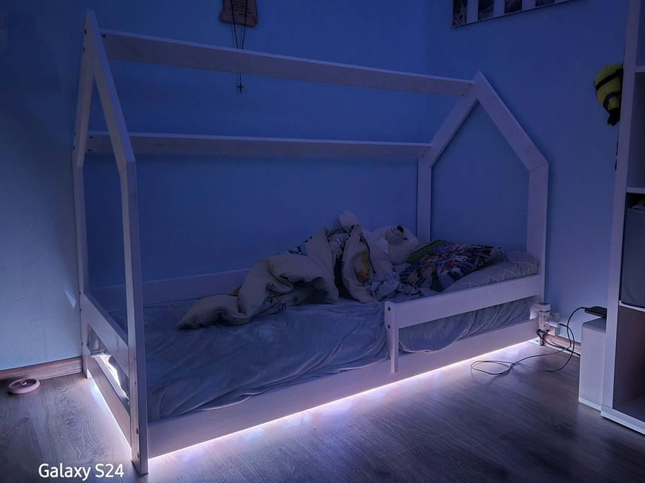 Łóżeczko ala Domek z materacem