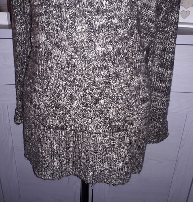 Sweter długi z kapturem Clockhouse roz.M/38