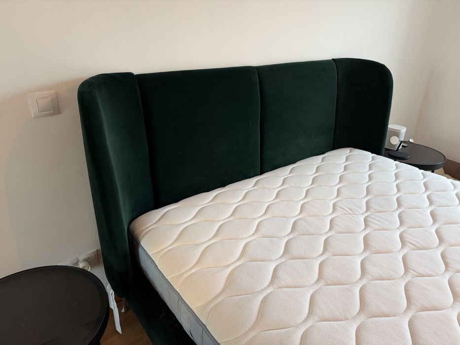 Cama  TUFJORD + colchao