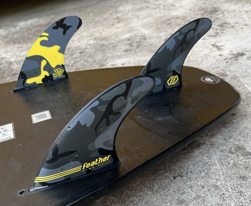 Prancha de surf Pyzel 5’6 21L e finos futures usada