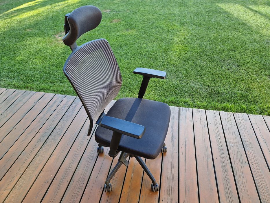Ergonomiczny fotel biurowy