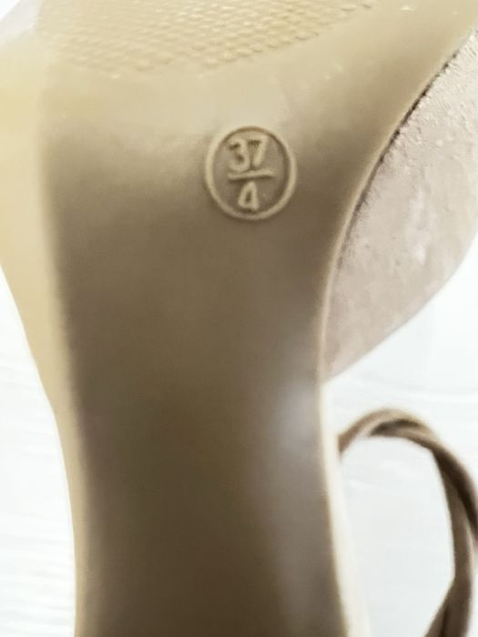 Босоніжки туфлі 37 р