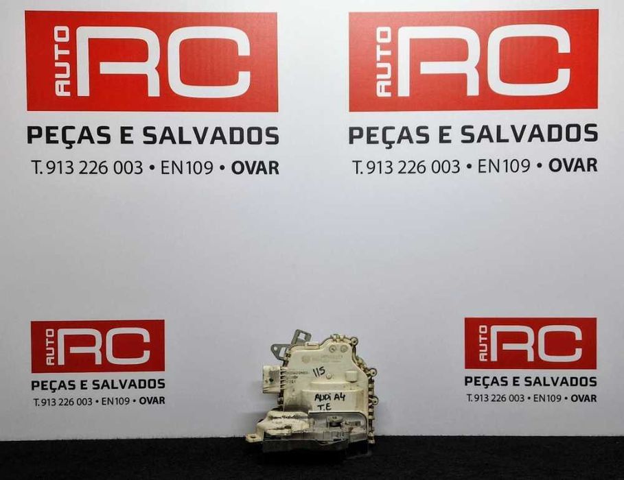 Fechadura / Fecho Porta Trás Esquerdo AUDI A4 B7 (8EC) ano 2007